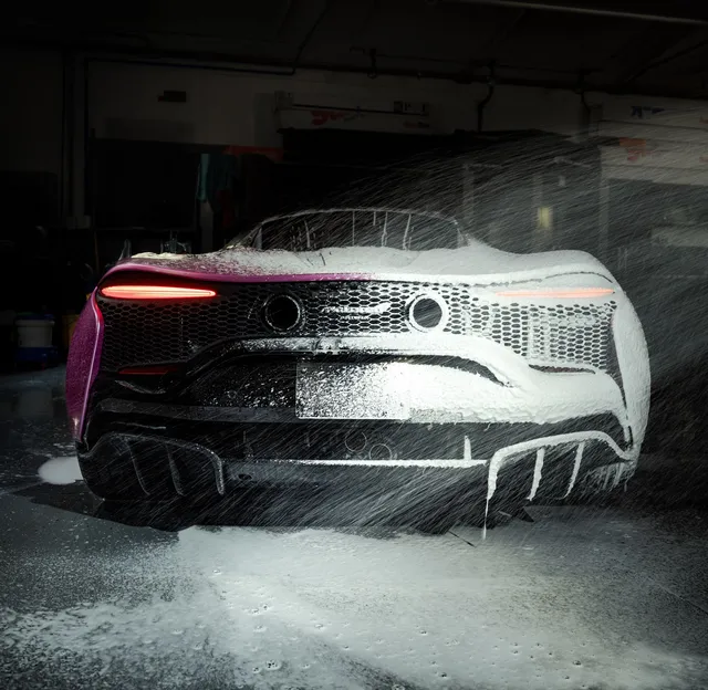 SUPRCAR1