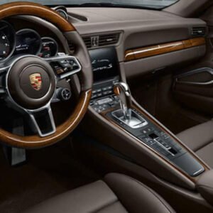 Leather-Interior-of-Porsche